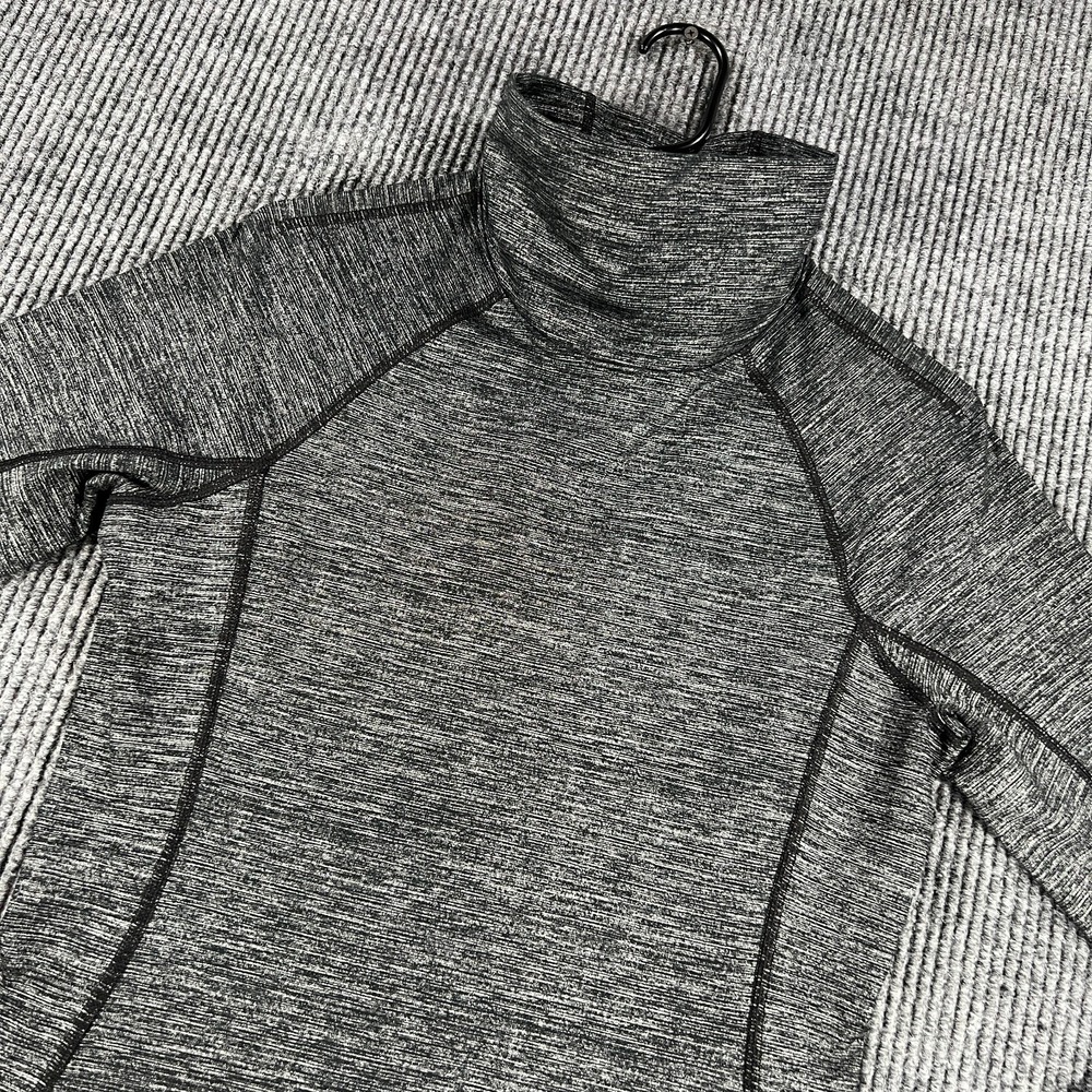 Under Armour Shirt Top Womens Medium Gray Long Sleeve Funnel Neck Cold Gear